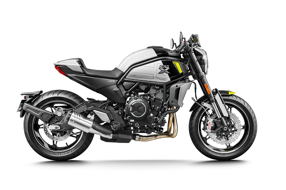 CFMOTO 700CL-X Sport