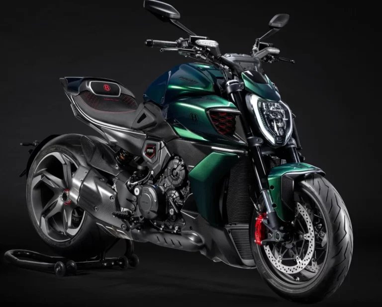 Ducati Diavel V4 Bentley